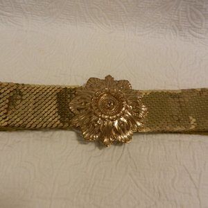 Vintage Gold Tone Fish Scale Belt Large Flower Buckle
